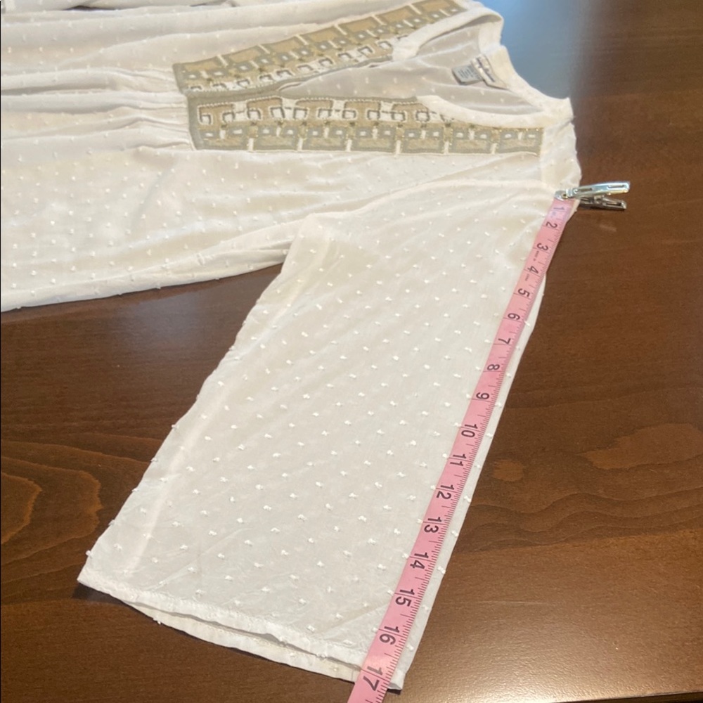 Embroidered White Blouse with Intricate Embroidered Design, Tommy Bahama, sz XXS - Picture 8 of 9